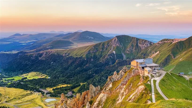 Le massif du Sancy près du Mont-Dore